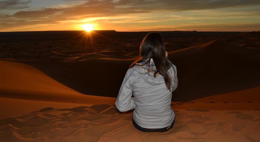 Camp Sahara Holidays Мхамид Екстериор снимка