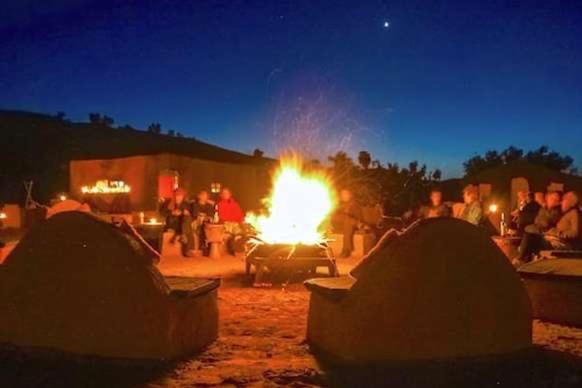 Camp Sahara Holidays Мхамид Екстериор снимка